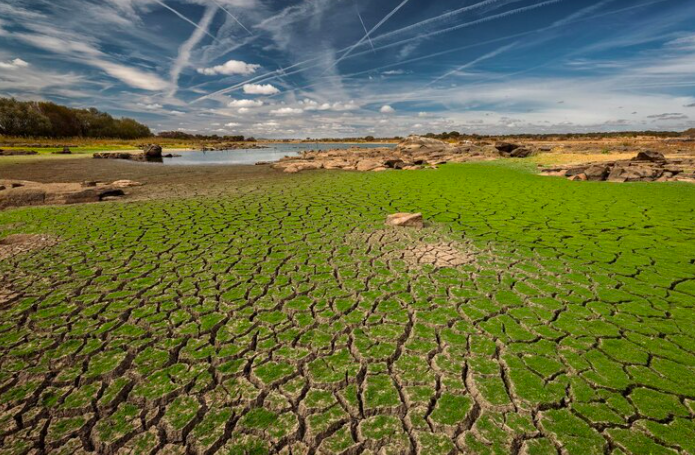 Méditerranée : une sécheresse précoce et des pluies tardives